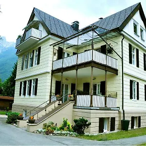 haus-corona.com-bavaria.com/
